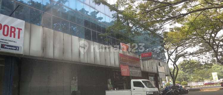 FOR SALE LINKED SHOPHOUSE IN TAMAN TEKNO, BSD - 3 STORIES FACING THE STREET 1