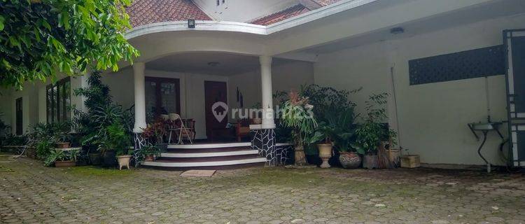 Rumah 2 Lantai Bagus SHM di Sayap Sukajadi, Bandung 1