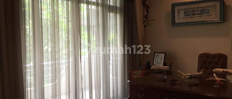 Rumah 2 lantai di Kuningan Dekat Kedutaan Besar Emirat   1