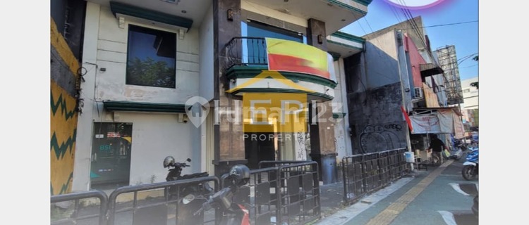 Gedung Kantor di Protokol Tengah Pusat Kota Semarang Lokasi Strategis.  1