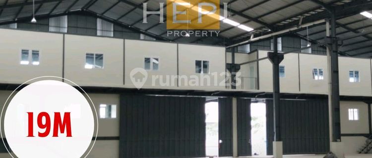 New Warehouse on Gatot Subroto Street, Semarang, Office Included 1