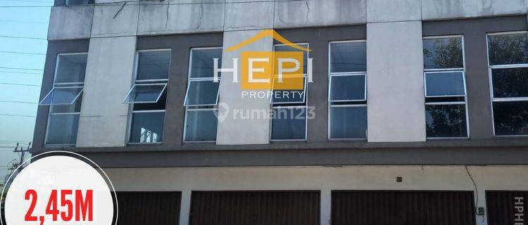 Ruko Baru 3 lantai
di Majapahit Gayamsari Semarang
 1
