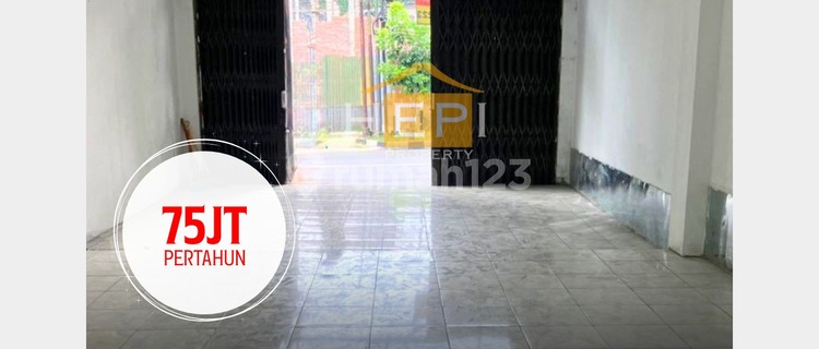 Shop house in Abdulrahman Saleh, West Semarang 1