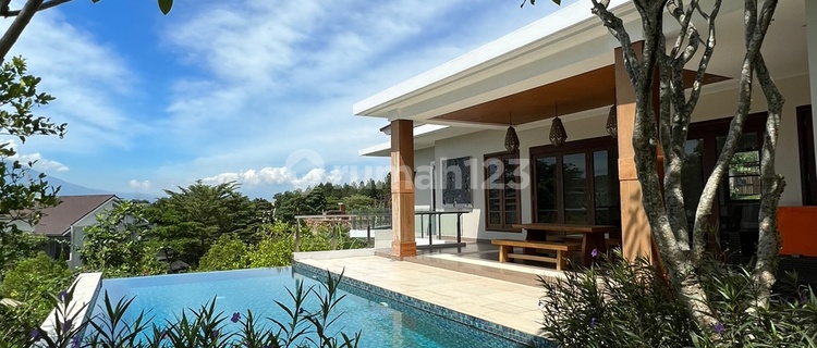 Modern Bali House So Beautiful View Mountain In Sentul City 1
