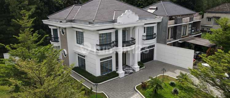 Luxury 2-Story House, With Swimming Pool, 5 Minutes From Toll Exit Foremost Cluster, in Sentul City, Bogor 1