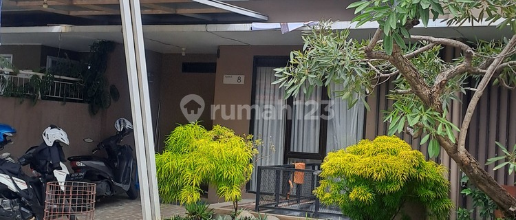 Nice Cool Minimalist House Near Telkom University at Buah Batu Square 1