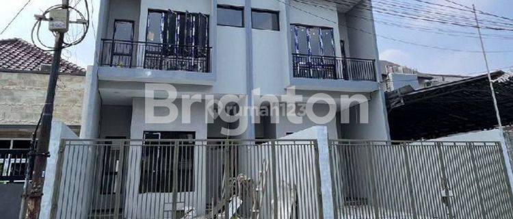 Rumah Siap Huni di Kavling DKI Meruya Jakarta Barat 1