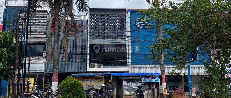 Ruko 3 lantai 315 m2 SHM Bagus, depan Cinere Mall, bisa KPR 1