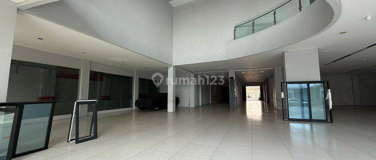 Gedung Disewakan Jl Percetakan Negara, Siap Huni, Harga Nego, Lokasi Strategis, 2.543 m² 1