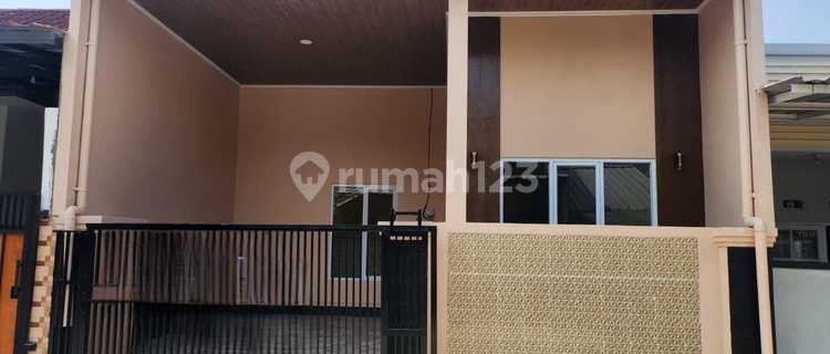 Rumah Nyaman Satu Lantai di Harapan Indah (13665 Dv) 1