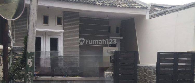 Rumah Siap Huni Bisa Full Furnish di Taman Harapan Baru 22083 Mar 1