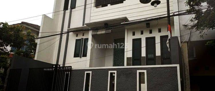 Rumah Bagus Siap Huni Jakarta Selatan..  1