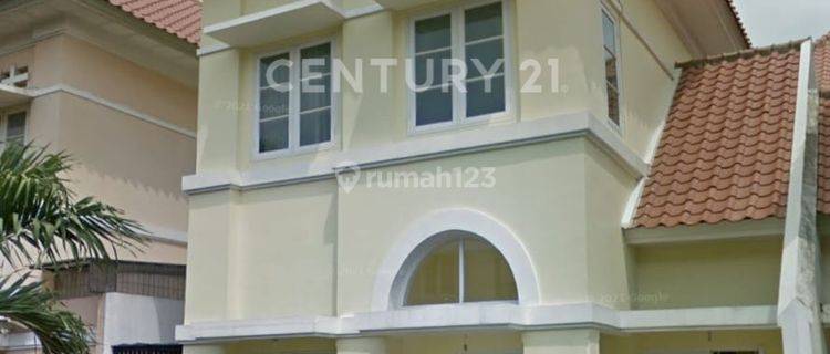 Rumah Dua Lantai Di Cluster Batavia Gading Serpong 1