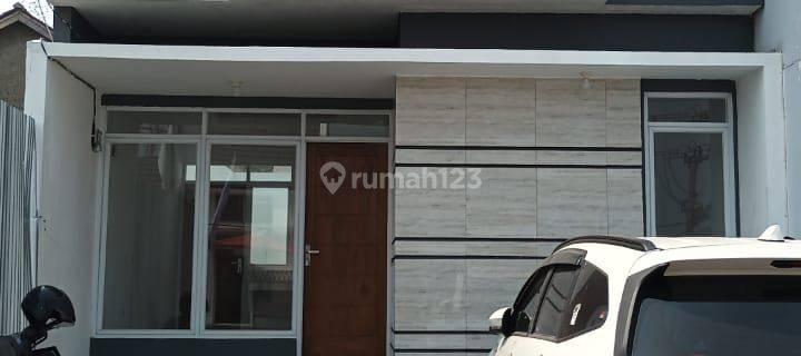 Rumah 2 Lantai Baru Furnished di Jatinangor, Bandung 1