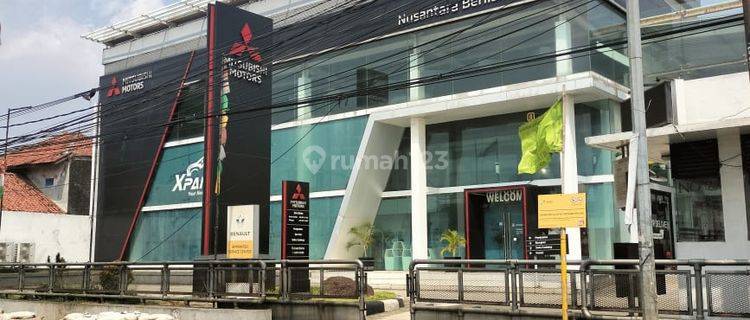 DIJUAL SHOWROOM DI KRANJI BEKASI BARAT LT 2365 LB 1590 STRATEGIS JALAN UTAMA HRG MENARIK JARANG ADA 1