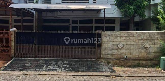 Disewa Rumah Villa Gading Indah Uku 9x19 Komplek Eksklusif Timur Jalan Sangat Lebar Jarang Ada 1