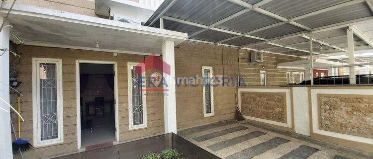 Rumah 2 Lantai Furnished Di Sulfat Indah, Malang 1