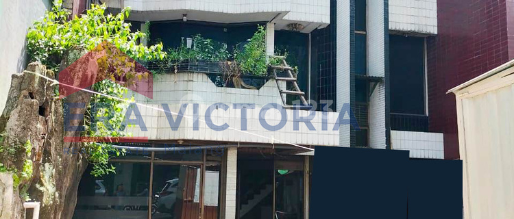 Strategic House on Gadang Malang Main Road, Near Old Gadang Market 1