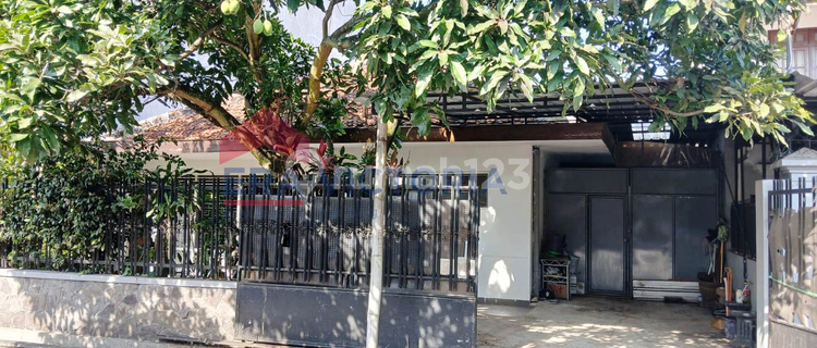 Rumah Sewa Strategis Full Furnished Dekat Kuliner Kawi, MOG 1