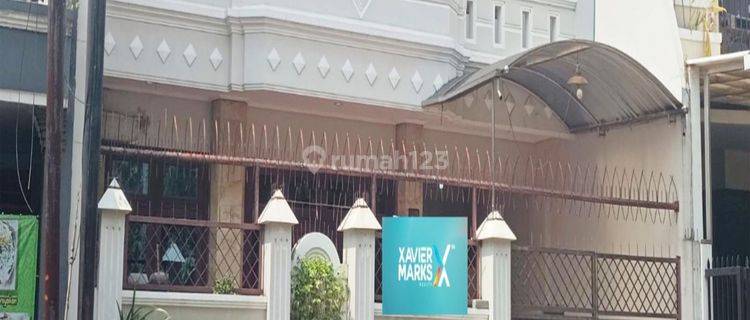 Dijual Rumah Darmo Indah Barat Furnished Sudah Renovasi SHM - Sertifikat Hak Milik 1