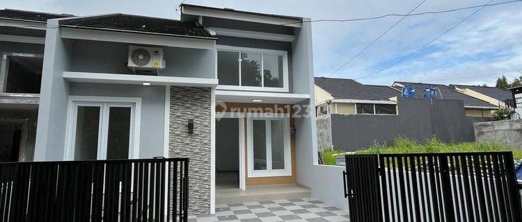 Rumah Baru Modern Di Purwomartani Sleman Yogyakarta 1