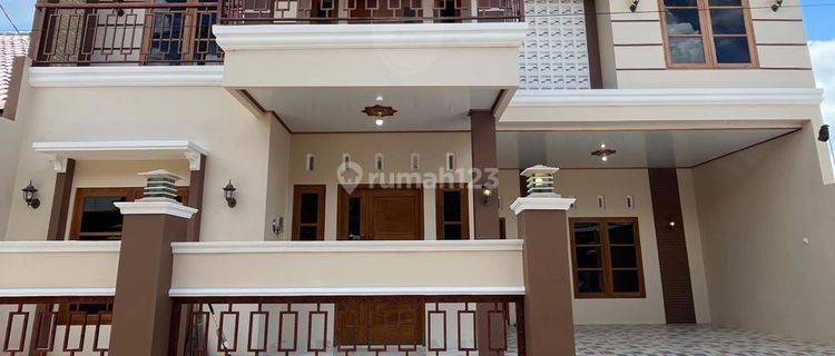 Rumah Mewah Modern Gedongkuning Dekat Kota Yogyakarta 1