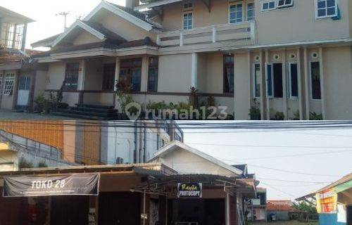 Rumah+Ruko+Kostan dijual Jl.Aruji Kartawinata kuningan 1