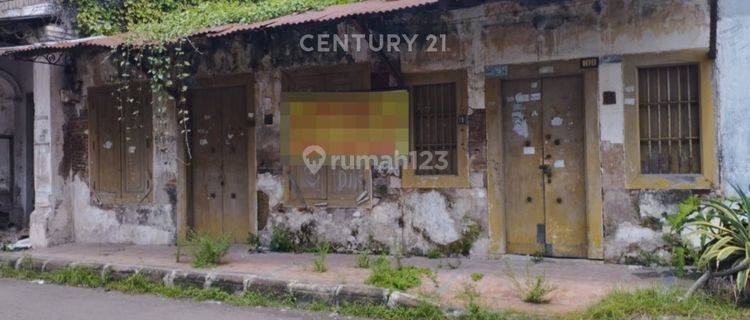 Dijual Bangunan Hitung Tanah Di Jl Panjunan Cirebon  1