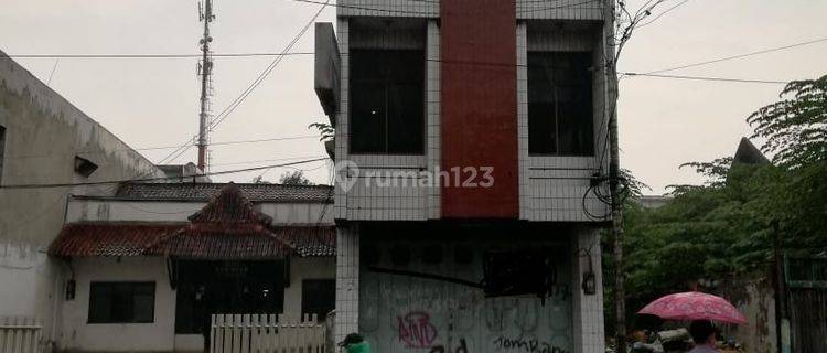 Ruko Strategis Pinggir Jalan Di Jl Lawanggada  1