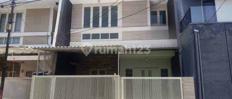 Rumah Baru Modern Minimalis Babatan Pantai Surabaya Timur 1