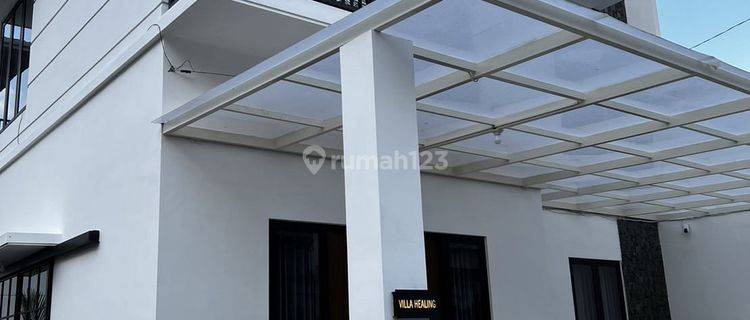 Villa Bangunan Baru 3 Lantai Dengan Private Poll Pesanggrahan Batu Malang 1