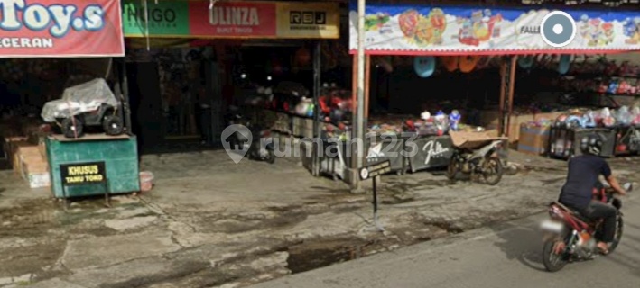2-Story Shop House by M. Yamin Main Road, Bukittinggi 1