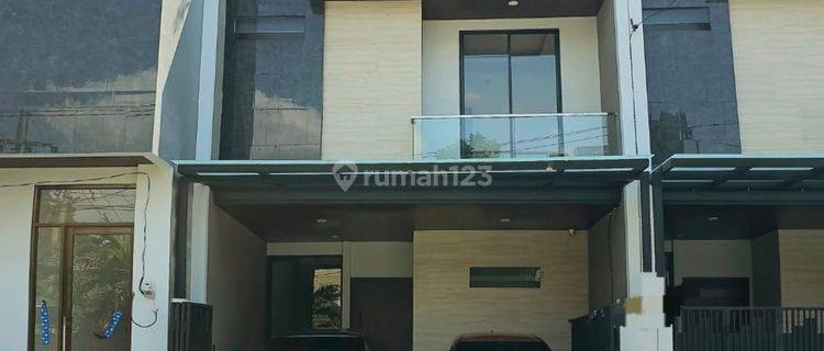 Rumah 3 Lantai Di Raya Dukuh Kupang T 1