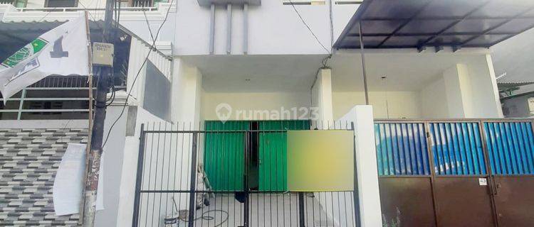 Rumah Siap Huni Lokasi Strategis Di jelambar(JL255) 1