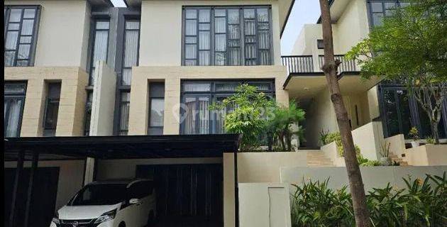 Rumah Mewah Private Pool Dikawasan Elite Navapark
 1