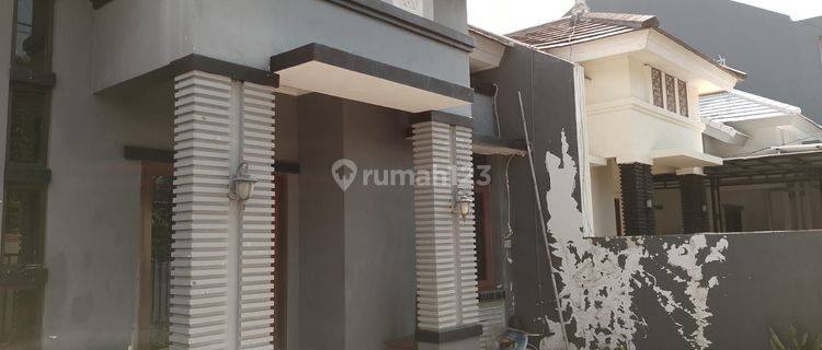 Di Sewakan Cepat Rumah Cluster Aralia, Harapan Indah 2 Bekasi  1