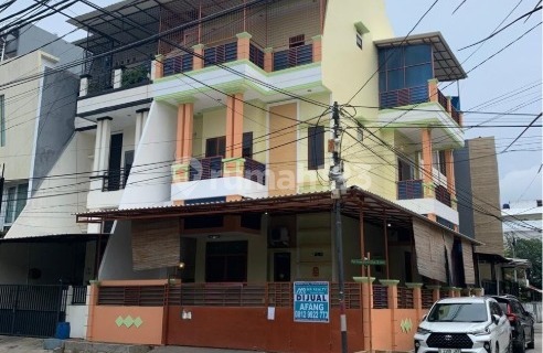 House for Sale in Muara Karang. Corner Position, Wide Street, Flood-Free 1