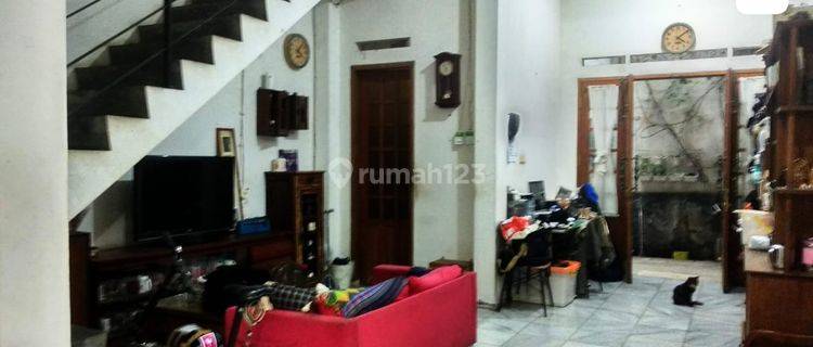 Dijual Cepat Rumah, Lokasi Sektor 3 A Bintaro Tangerang Selatan 1