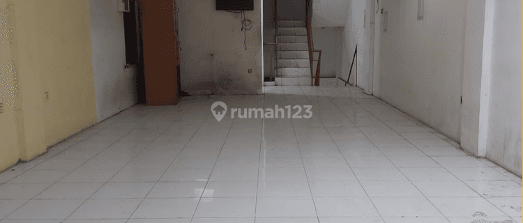 Dijual Ruko 4 Lantai di Taman Palem Jakarta Barat 1