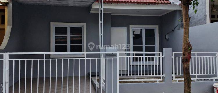 Rumah Murah Bagus Kusen Alumunium Granit di Limus Pratama 1