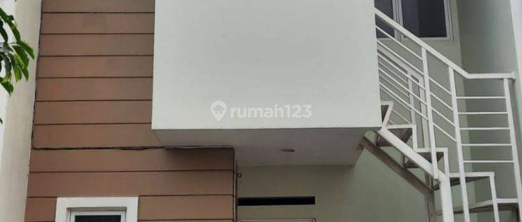 Rumah 2 Lt Dekat Perkantoran 1