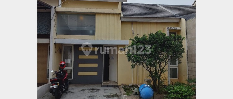For Rent and Sale East-Facing House in Golden City Sepatan Tangerang 1