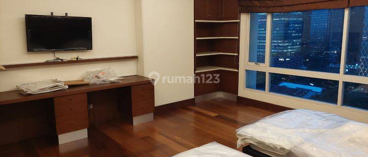 Disewa Apartemen SCBD Suites lantai 22 1