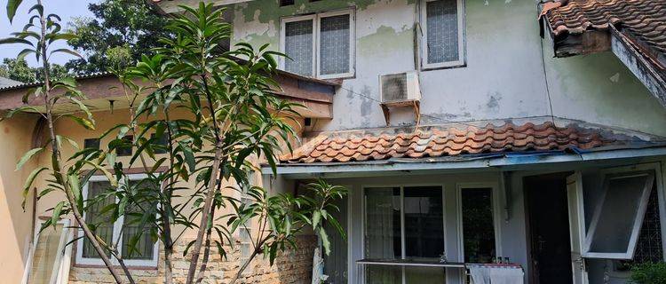 Dijual Rumah di Anggrek Loka BSD City Bagus 1