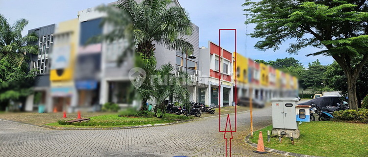 Ruko terlihat dari jalan 2 lantai Golden 8 Summarecon Gading Serpong GE007 1