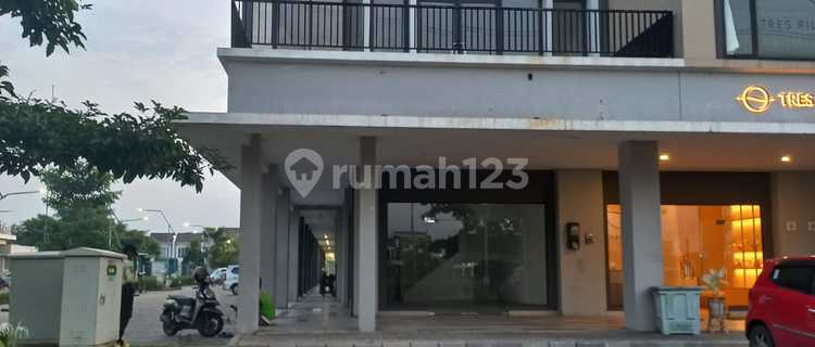 For Rent Fast 3-Storey Melody Shop House in Summarecon Serpong 1