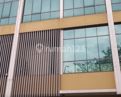 Quick Sale 4-Storey Attached Shophouse in Jatake, Excellent Condition, Ready to Use 1