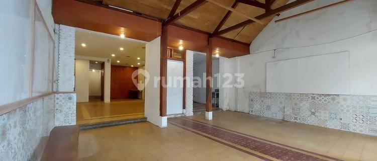 Shop House on Main Road Dago 1