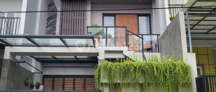 selling nice 3-story house in sunter 1