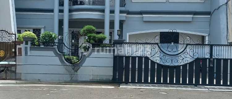 Jual Rumah Bagus Full Furnished di Sunter 1